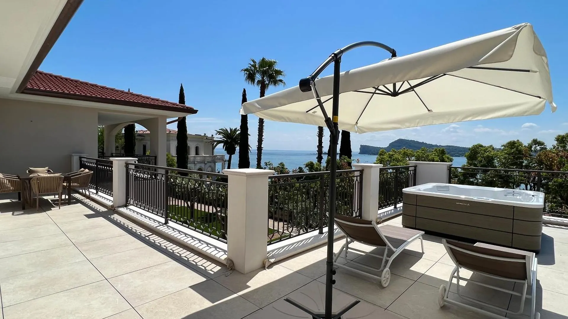 Villa Silvia Apartments San Felice del Benaco