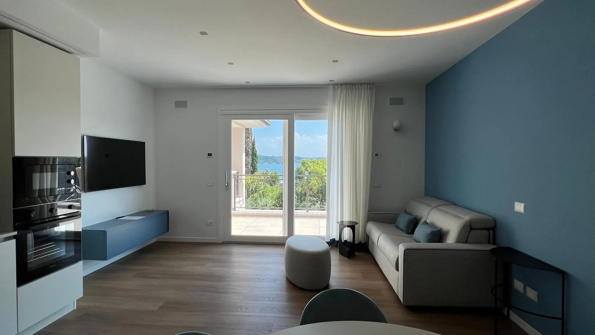 Villa Silvia Apartments San Felice del Benaco 0*,  Italy