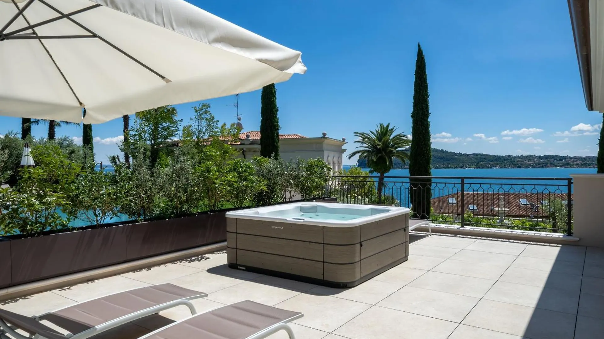 Villa Silvia Apartments San Felice del Benaco