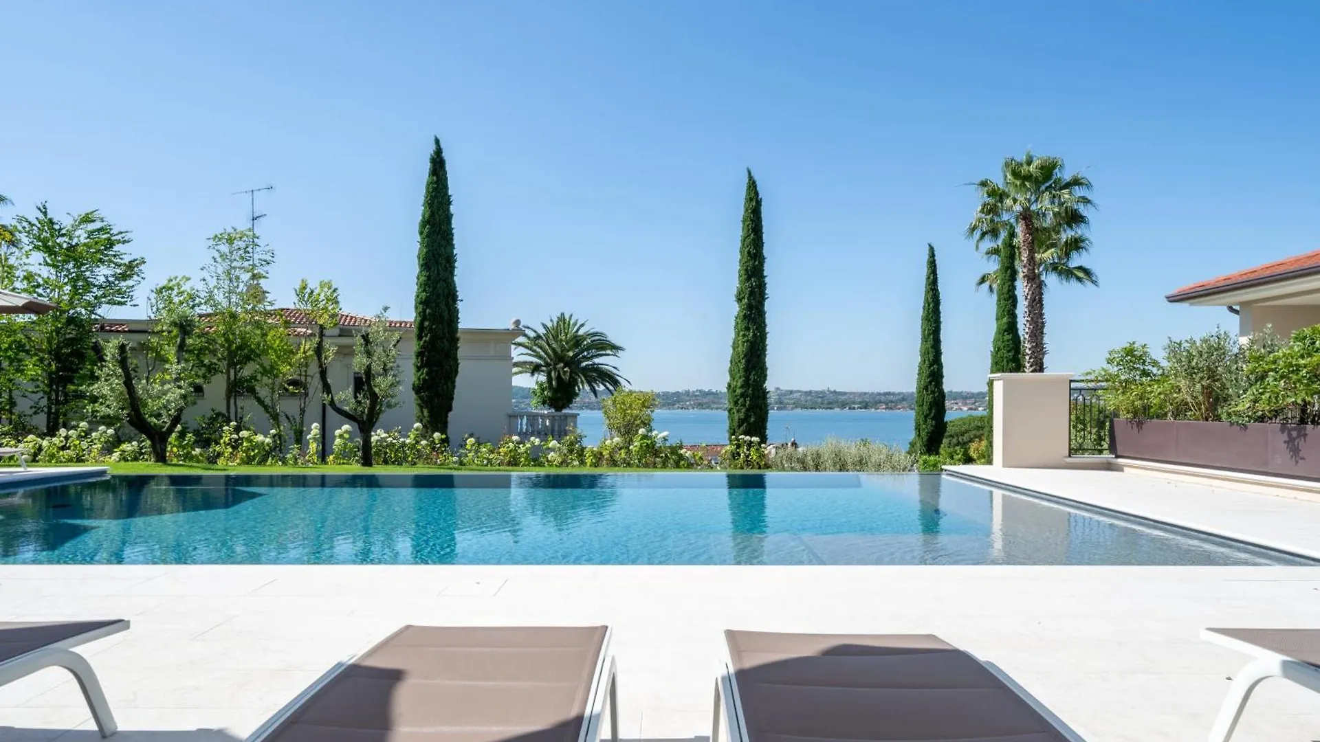 Villa Silvia Apartments San Felice del Benaco