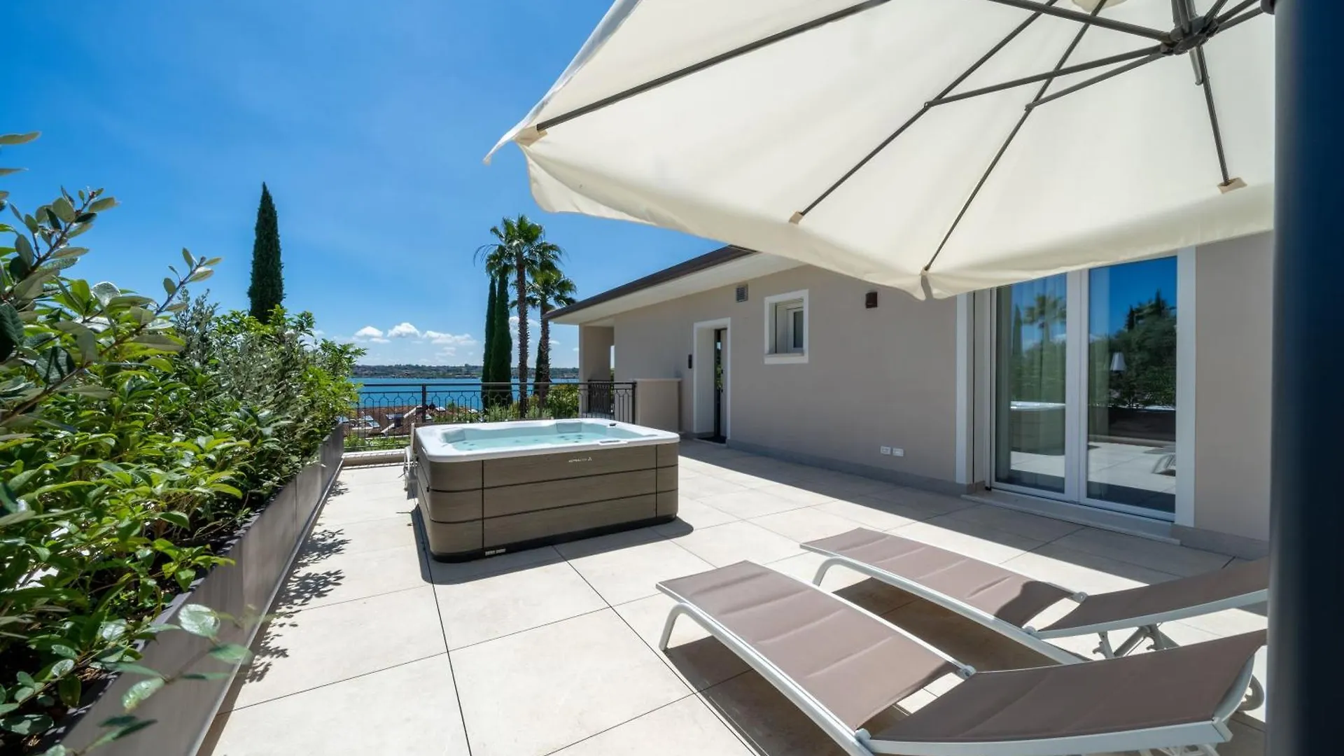 Villa Silvia Apartments San Felice del Benaco