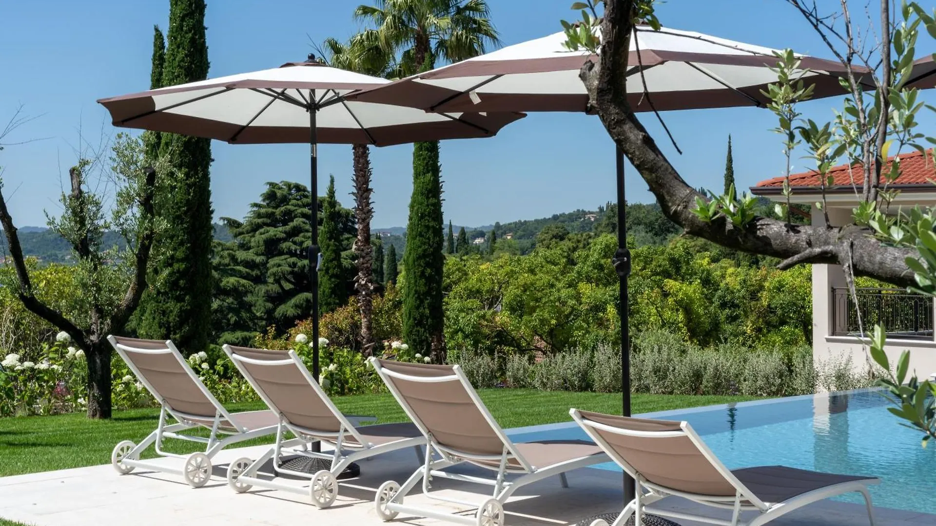 Villa Silvia Apartments San Felice del Benaco