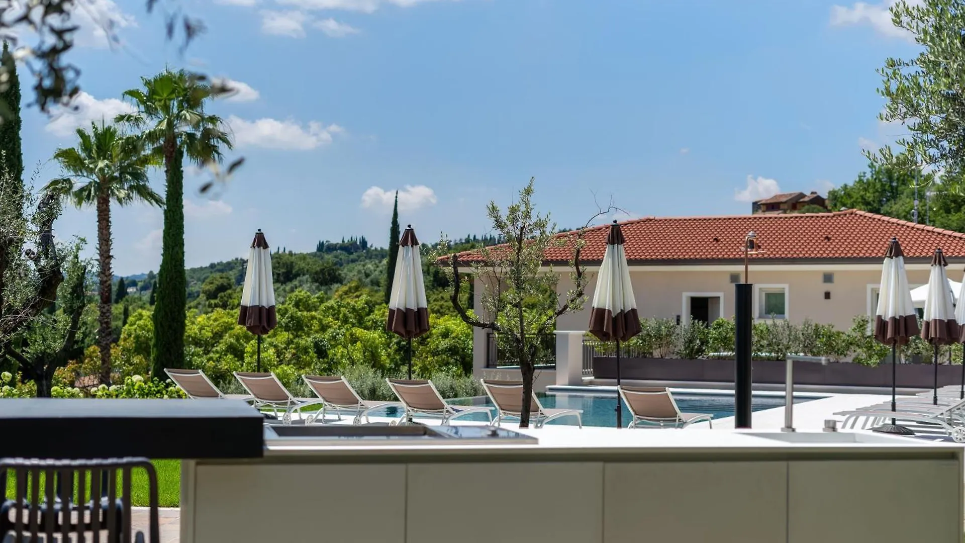 Villa Silvia Apartments San Felice del Benaco Italy