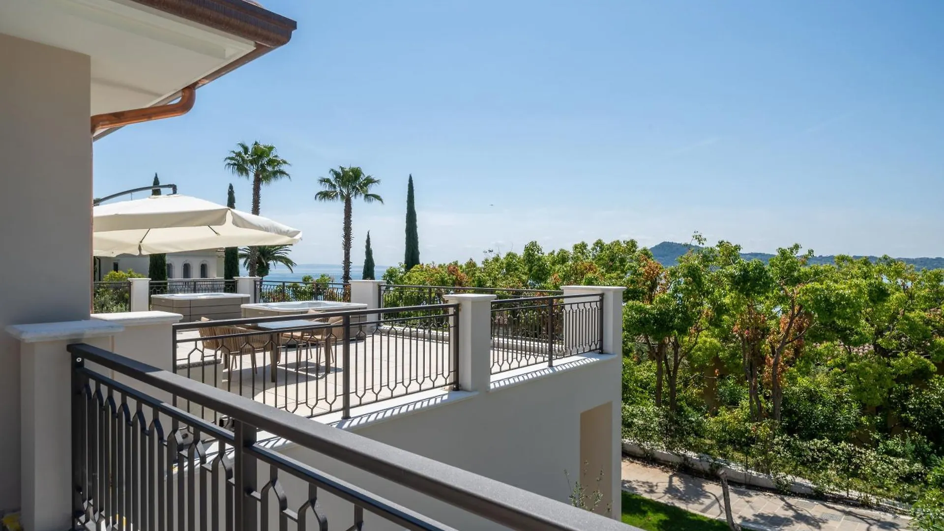 Villa Silvia Apartments San Felice del Benaco