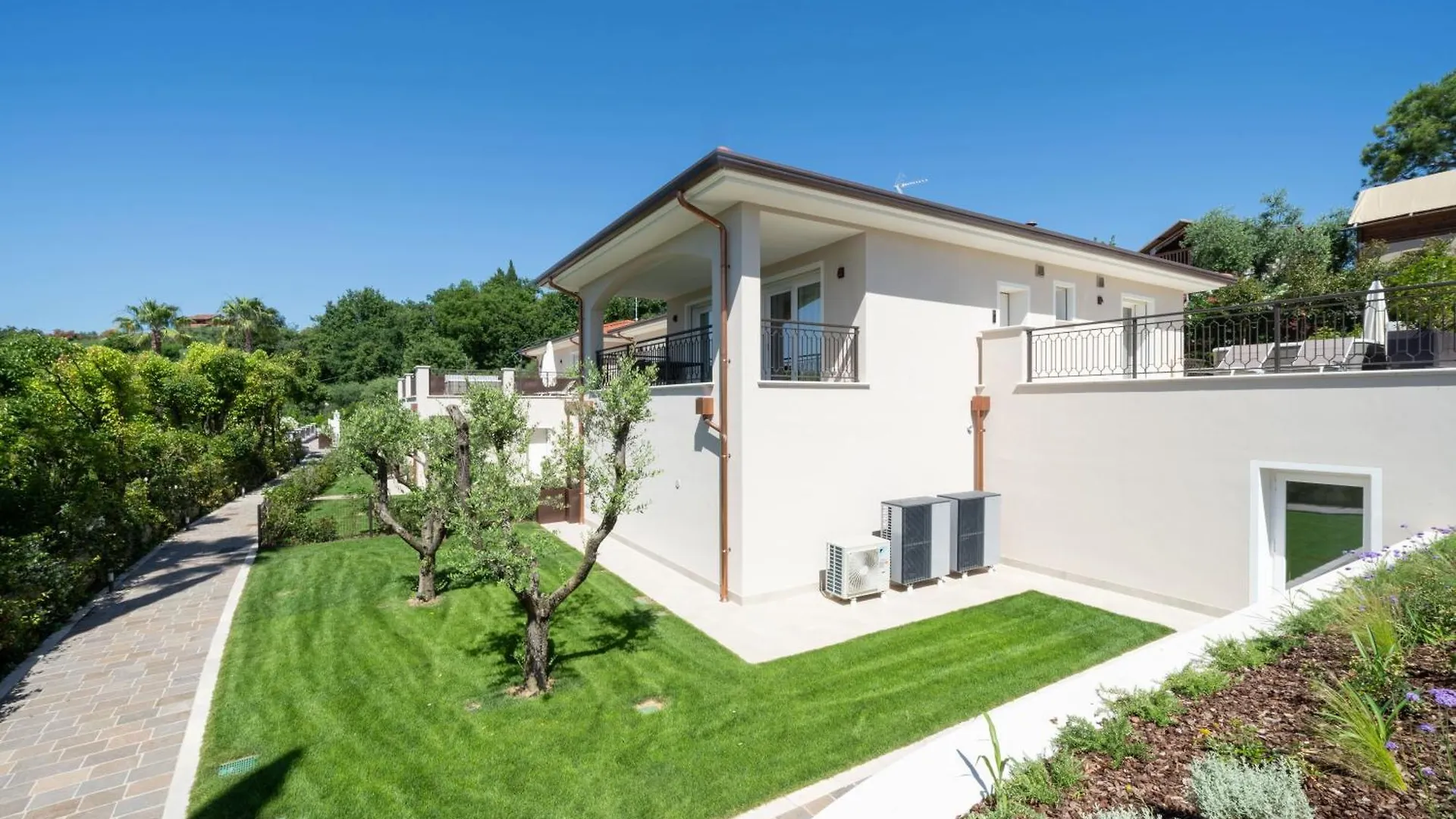 Villa Silvia Apartments San Felice del Benaco